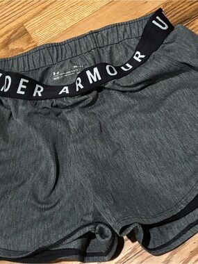 Under Armour Gray Heather Performance Waistband Shorts